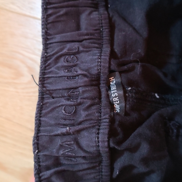 American Eagle Joggers - Picture 3 of 4